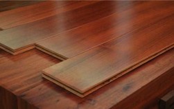 实木地板的特性（实木地板的特性及其优点）