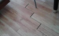 地板腊地板有缝（地板缝隙怎么擦干净）