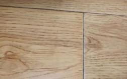 新铺的地板缝隙（新铺地板有缝隙）