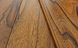 实木复合地板榆木（实木复合地板选择橡木还是榆木的好）