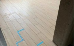 木地板的铺法视频（木地板铺装方法123法）