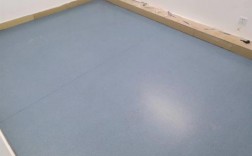塑胶地板跟橡胶地板（塑胶地板与木地板）
