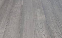 实木复合灰色地板地板（灰色的复合地板）