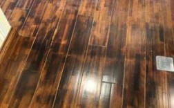 实木复合地板发黑（实木复合地板发黑正常吗）