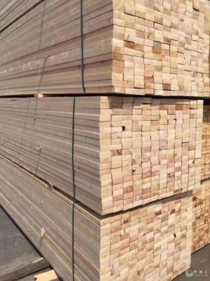 一吨工地用的成品方木大约有多少方？新建筑方木多少钱一吨公司-图3