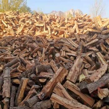 一吨杂木加工木屑有多少立方？杂木树多少钱一吨公司-图2