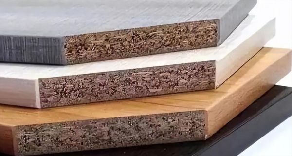 杉木芯板材和颗粒板哪个贵？木制颗粒多少一吨-图3