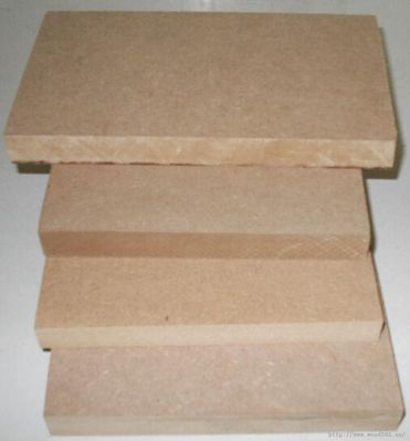 高密度中纤板的密度是多少？中密度纤维木板多少钱-图3