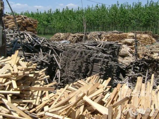 2021回收木屑多少钱一吨？旧木料回收价格-图2