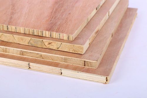 生态板杨木芯和松木芯哪个好？松木生态板公司-图1