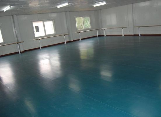 舞蹈教室胶地板（专业舞蹈教室地胶多少厚度）-图1