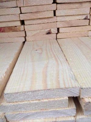 广西机制松木板贵还是安树板贵？松木材料行情-图3