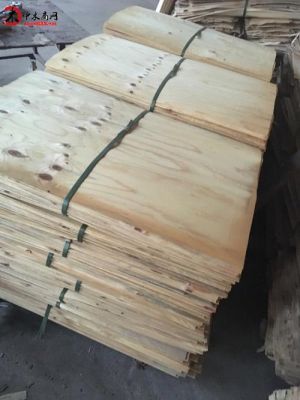 一吨松木可以旋多少张皮子？哪里收松木单板-图1