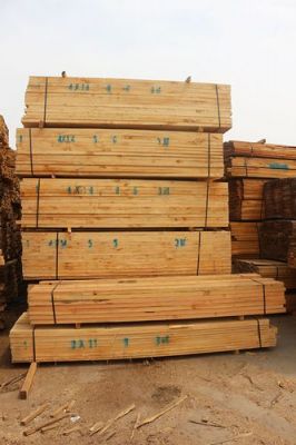 防腐木材是什么种类有哪些？黄松木材图片-图1