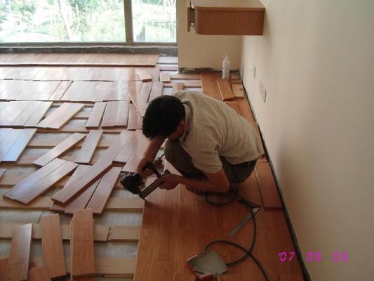 实木地板安装图片（实木地板安装方法图解）-图3