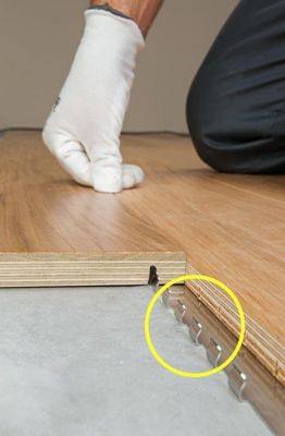木地板卡槽（木地板卡槽卡不进去算是坏掉的吗）-图1