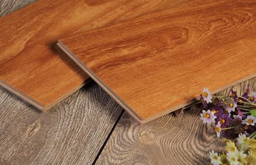 实木地板宽板（实木地板宽板好还是窄板好）-图2