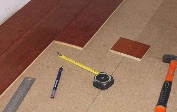 木地板安装方法图解（木地板如何安装 步骤）-图1