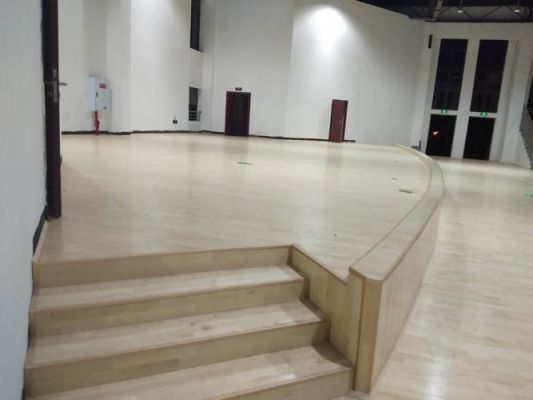 舞台运动地板（舞台运动地板工程）-图1