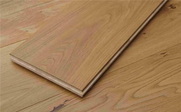 复合板木地板（复合板木地板是什么材料）