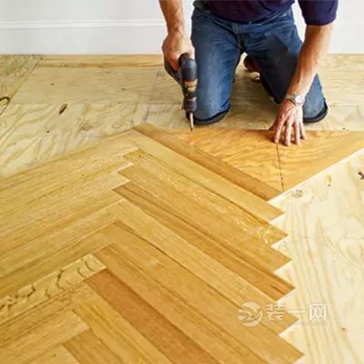 实木地板铺装方式（实木地板铺装方法）-图2
