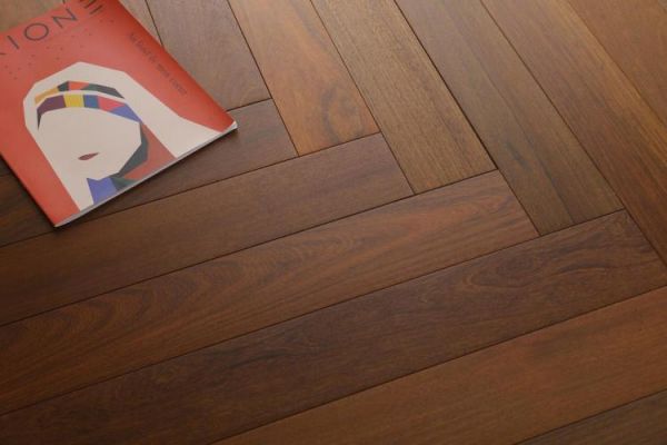 纯实木地板材质（纯实木地板板材）-图1