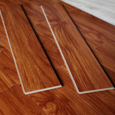 实木复合地板和强化地板（实木复合地板和强化地板的优缺点）-图3