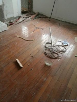 旧地板更换（旧地板更换新地板可以不拆）